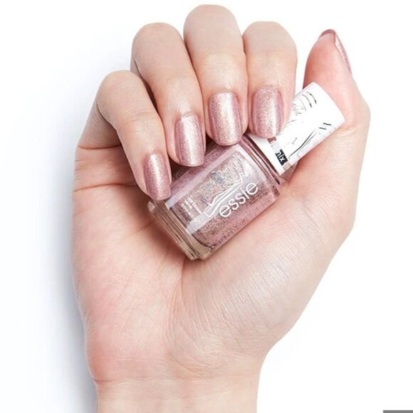 Essie LIKE A REBEL #1613 Nail Polish Lacquer - Picture 4 of 7